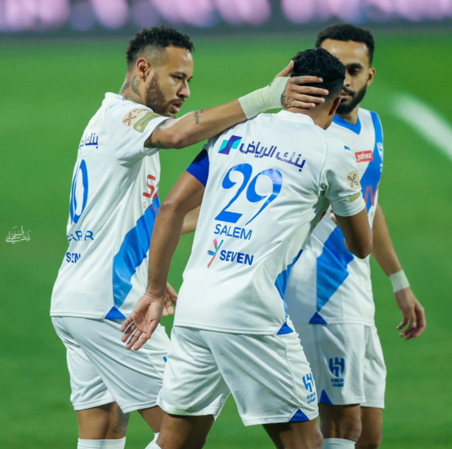 九游登录入口-包含阿贾克斯内部会议纪要流出：赛后官宣签约；亚冠使命明确；心理建设被强调的词条