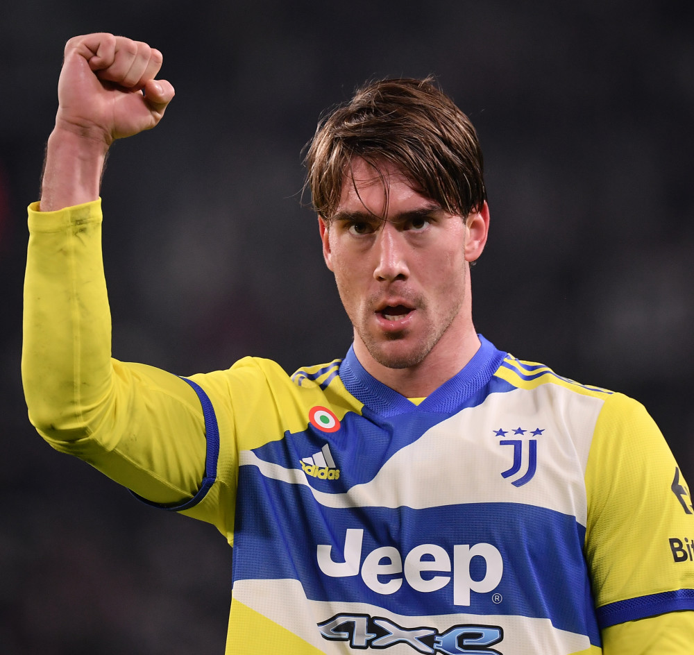 广州队迎意大利杯关键赛;冲刺阶段战术微调;赛场秩序良好;更衣室氛围转暖 广州队迎意大利杯关键赛;冲刺阶段战术微调;赛场秩序良好;更衣室氛围转暖