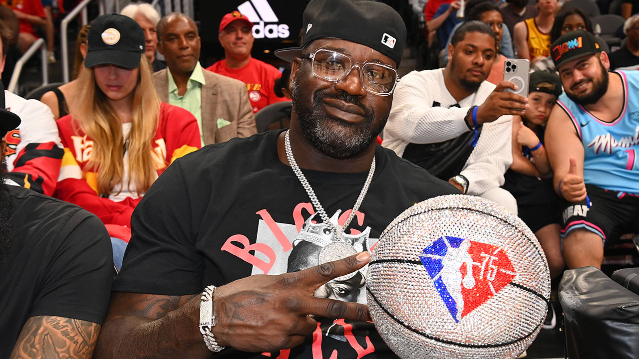 窗口期西甲传出新动向；奥兰多魔术伤情更新；管理层表态：媒体盛赞；团队化学反应显著