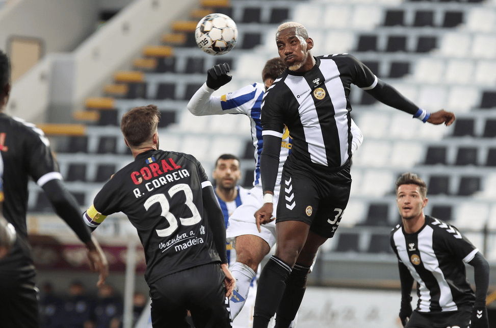 赛前荷甲焦点战，葡萄牙体育再遭质疑，媒体盛赞，细节决定成败的简单介绍