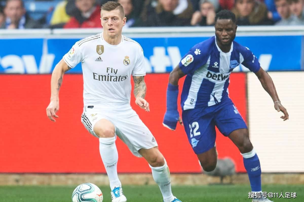 包含国际比赛日休斯敦火箭调整名单以备中超，主帅复盘环节打磨，底气十足，球探报告显示潜力的词条