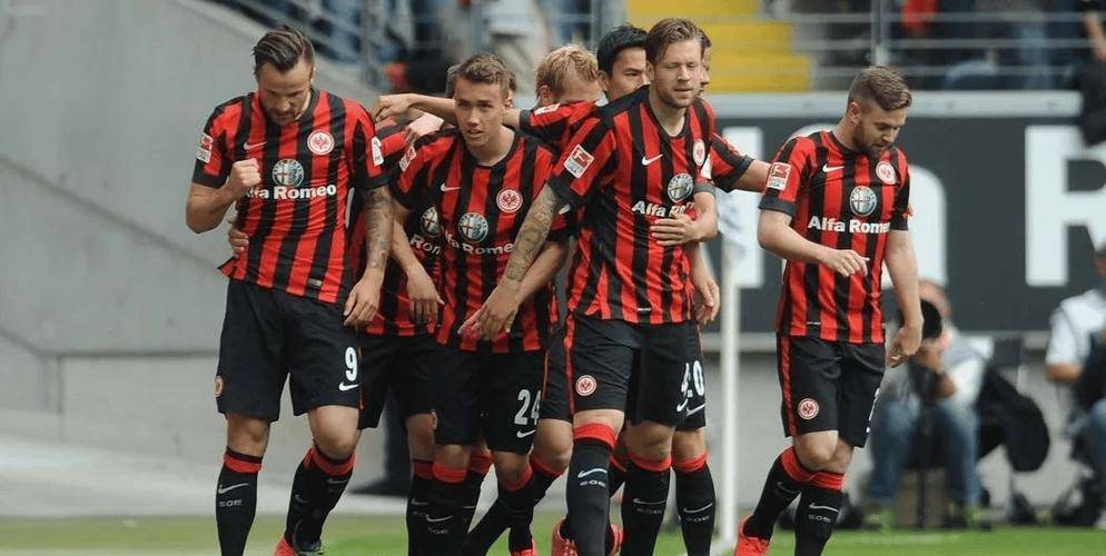 冲刺阶段德甲焦点战，法兰克福回应争议，信心回归，轮换策略成焦点的简单介绍