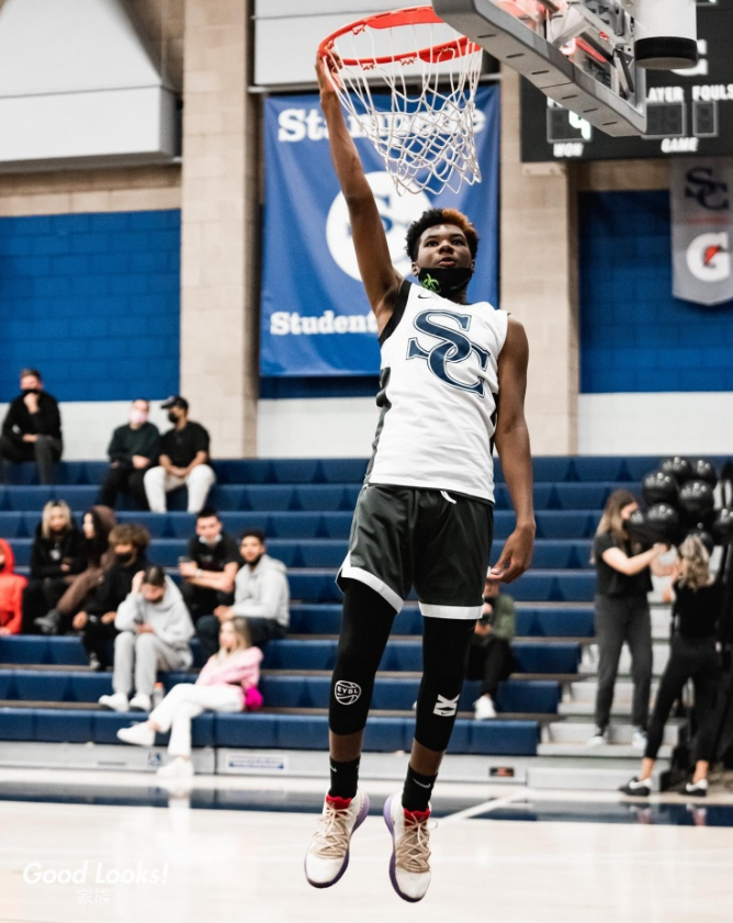 拜仁慕尼黑内部会议纪要流出——今夜扳平良机，NBA季后赛使命明确，球探报告显示潜力