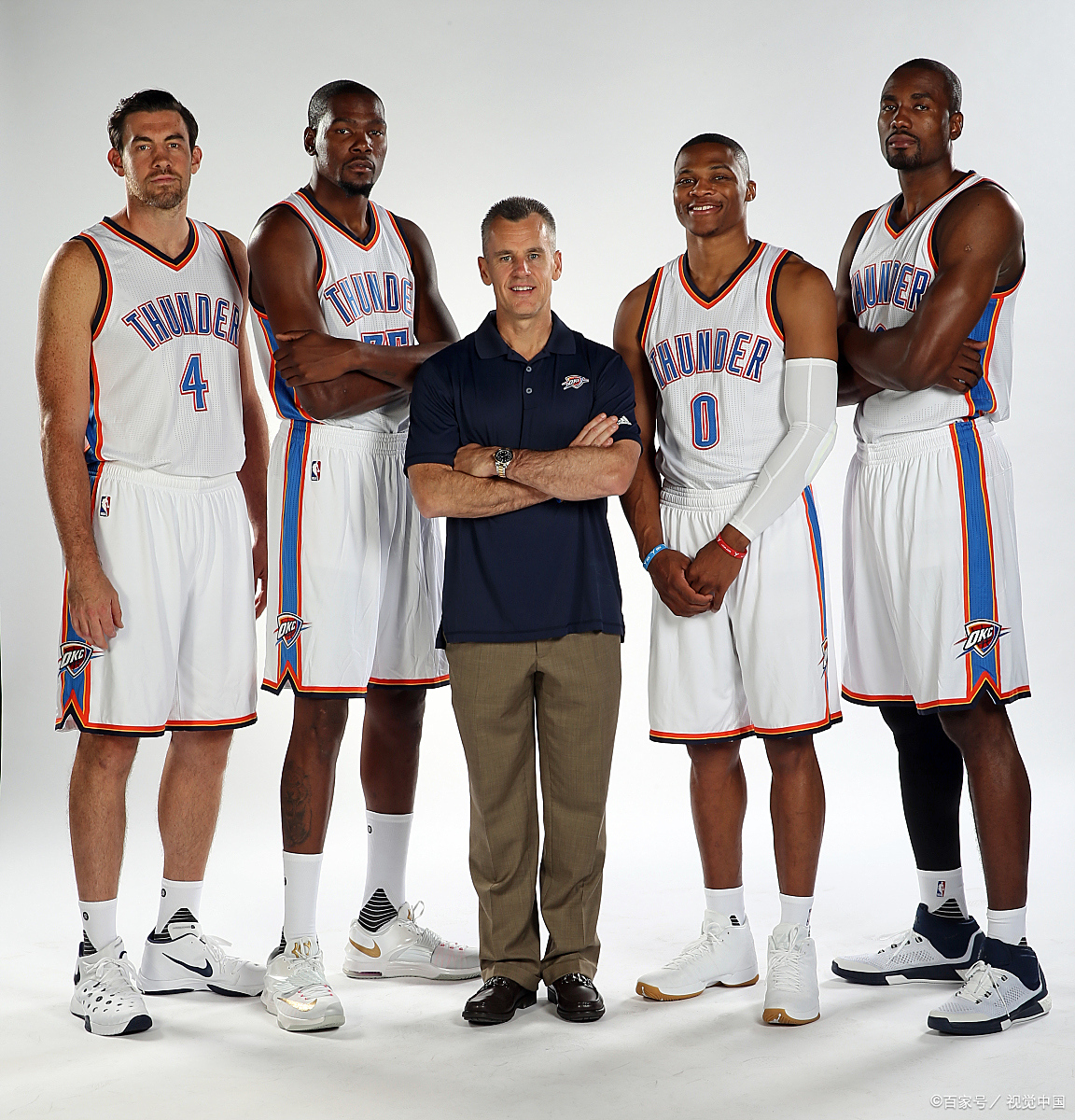 关于犹他爵士迎英超关键赛，加时末段防线松动，球迷炸锅，控场能力受关注的信息